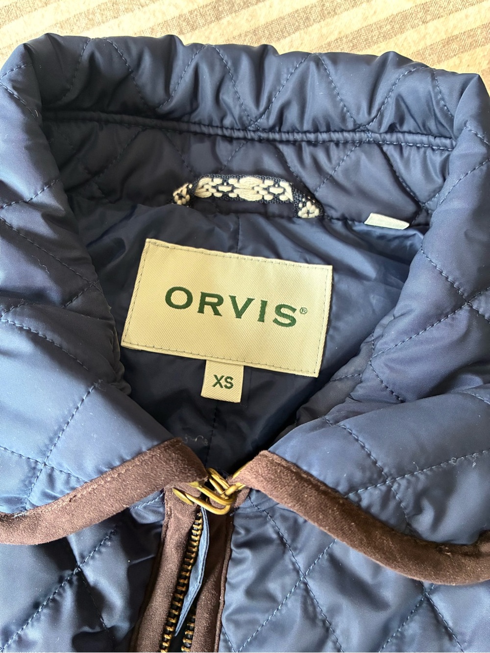 Orvis Women's Navy Quilted Long Puffer Coat with Brown Trim - Picture 3 of 4
